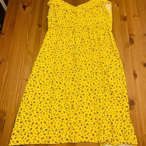 Torrid Size 2 Yellow Floral Mid Length Dress